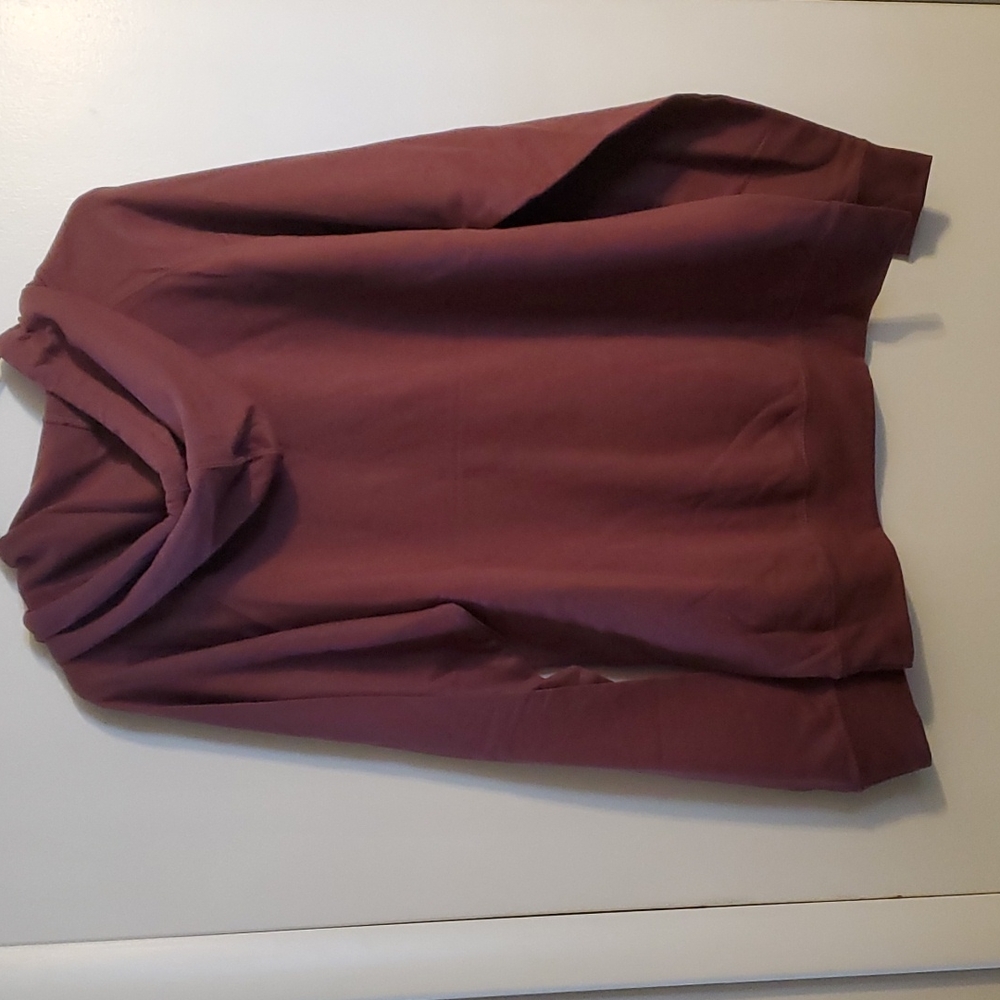 sweatshirt - Picture 2 of 3